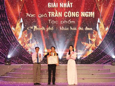 Trao giải Cuộc vận động sáng tác ca khúc đề tài Thi đua yêu nước