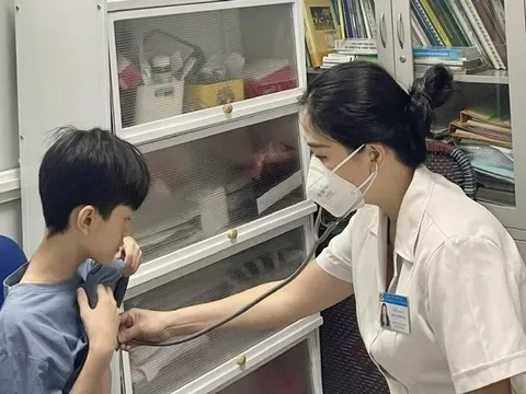 Chế độ dinh dưỡng phù hợp giúp trẻ thích ứng tốt hơn với thời tiết lạnh