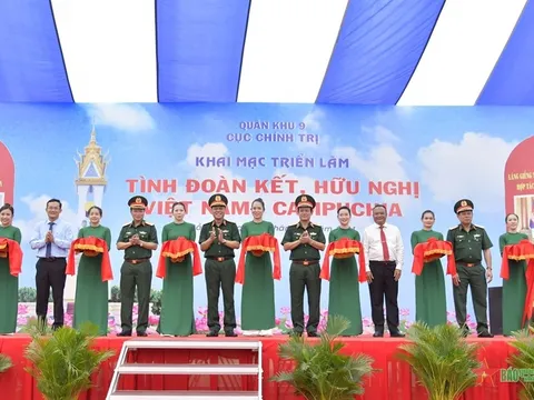 Quân khu 9: Triển lãm chuyên đề “Tình đoàn kết hữu nghị Việt Nam - Campuchia”