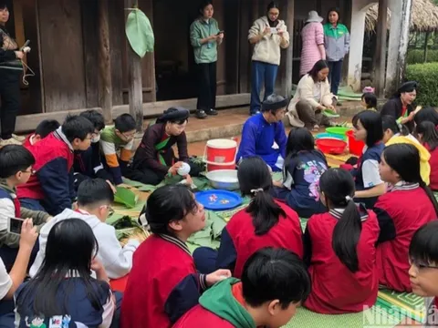 Trải nghiệm Tết Hội An tại Bảo tàng Dân tộc học Việt Nam