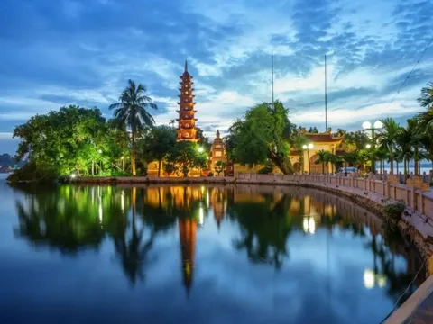 Những ngôi đền, chùa nổi tiếng ở Hà Nội thu hút du khách dịp lễ Rằm tháng Giêng