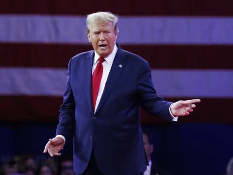 Cựu Tổng thống Donald Trump kháng cáo phán quyết của Thẩm phán bang Illinois