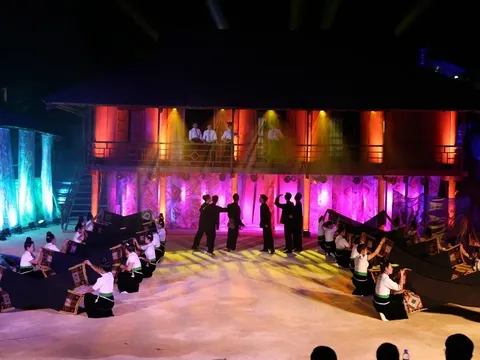 Đặc sắc show diễn thực cảnh "Huyền tích U-Va" tại Điện Biên