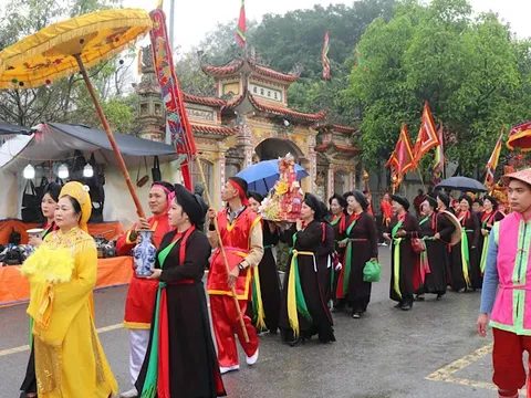 Đến hội làng Diềm, nhớ về Thủy tổ quan họ