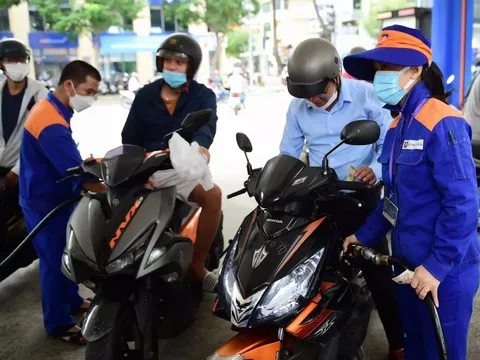 Tăng cường giám sát, kiểm tra việc thực hiện quy định về hóa đơn điện tử bán lẻ xăng dầu