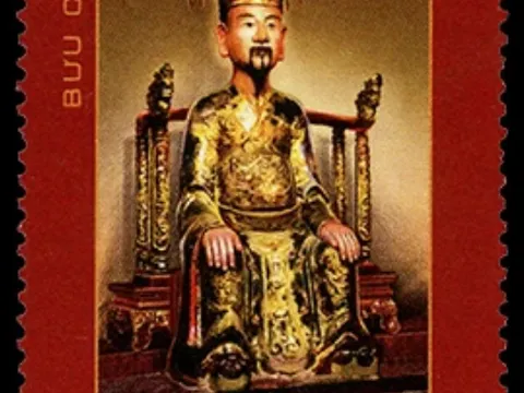 Phát hành bộ tem Kỷ niệm 1.100 năm sinh Đinh Tiên Hoàng đế