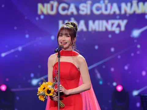 Đen và Hòa Minzy giành giải Nam, Nữ ca sĩ của năm
