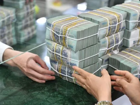 Thủ tướng chỉ đạo các tổ chức tín dụng công khai mặt bằng lãi suất cho vay trước ngày 10/4/2024