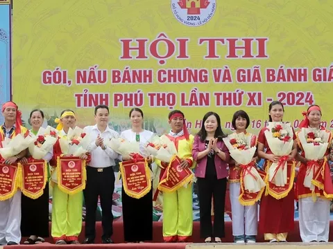 Hội thi gói, nấu bánh chưng, giã bánh giầy tại Lễ hội Đền Hùng 2024