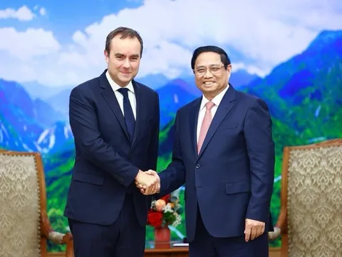 Bộ trưởng Quân đội Pháp: Pháp đánh giá cao sự độc lập, tự chủ mạnh mẽ của Việt Nam