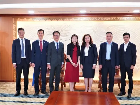 Tổ chức hội nghị giới thiệu tiềm năng thị trường chứng khoán Việt tại Singapore