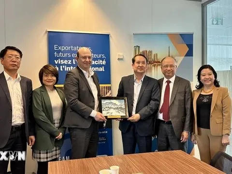 Ninh Bình đẩy mạnh xúc tiến thương mại với vùng Paris Ile-de-France của Pháp
