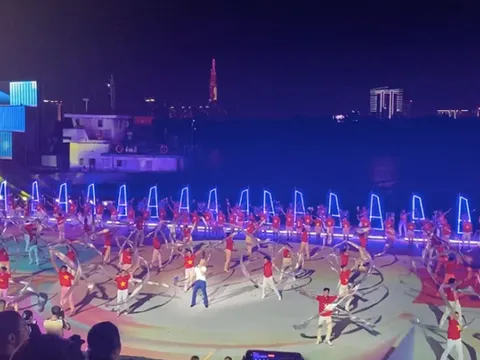 1.000 diễn viên, nghệ sĩ tham gia chương trình nghệ thuật “Chuyến tàu huyền thoại”