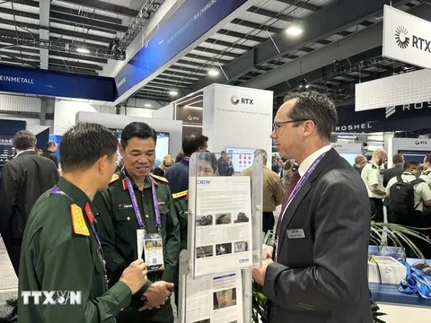 Việt Nam tham dự Triển lãm Quốc phòng và An ninh Quốc tế 2024 tại Canada