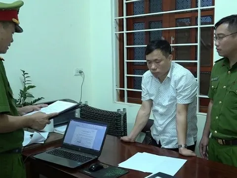 Khởi tố, bắt tạm giam Phó Chủ tịch Ủy ban nhân dân huyện Quỳ Hợp (Nghệ An)