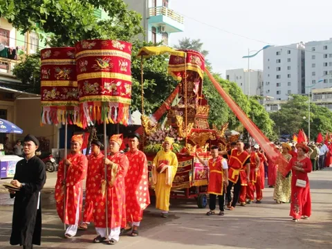 Lễ hội bánh chưng, bánh giầy ở Sầm Sơn (Thanh Hóa)