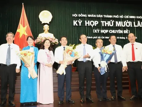 Phê chuẩn kết quả bầu, miễn nhiệm chức vụ Phó Chủ tịch UBND Thành phố Hồ Chí Minh