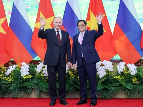 Thủ tướng Phạm Minh Chính hội kiến Tổng thống Liên bang Nga Vladimir Putin