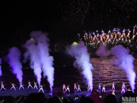 Đà Nẵng ra mắt show nghệ thuật “Symphony of River - Bản giao hưởng bên sông”
