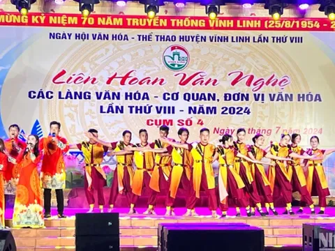Sôi nổi liên hoan văn nghệ chào mừng kỷ niệm 70 năm truyền thống Vĩnh Linh
