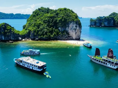 Ngành du lịch: 64 năm khẳng định vai trò, vị trí quan trọng trong nền kinh tế