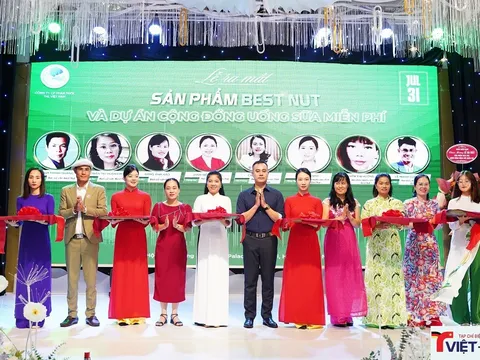 Ra mắt sản phẩm Sữa hạt dinh dưỡng Best Nut và Dự án Cộng đồng uống sữa miễn phí
