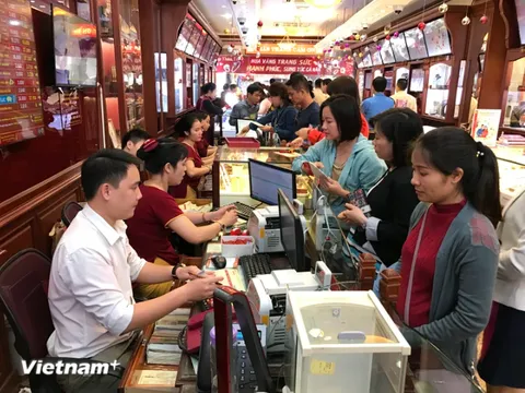Giá vàng nhẫn bật tăng, thương hiệu SJC giữ nguyên ở mốc 79 triệu đồng