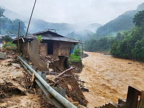 Thủ tướng chỉ đạo các bộ ngành, địa phương tập trung ứng phó nguy cơ mưa lũ, sạt lở đất, lũ quét tại khu vực Bắc Bộ