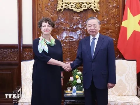 Tân Đại sứ CHLB Đức tại Việt Nam Helga Margarete Barth trình quốc thư Tổng Bí thư, Chủ tịch nước Tô Lâm