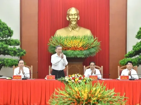 Tổng Bí thư, Chủ tịch nước Tô Lâm chủ trì Hội nghị gặp mặt các đồng chí lãnh đạo, nguyên lãnh đạo Đảng, Nhà nước