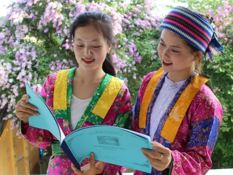 Phân hiệu Đại học Thái Nguyên tại Hà Giang tuyển sinh mã ngành đặc thù sư phạm tiếng H'Mông