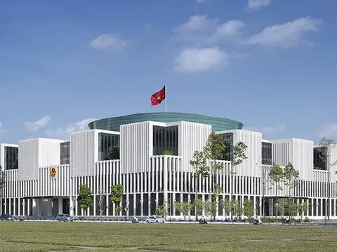 Quốc hội họp bất thường lần thứ 8 xem xét công tác nhân sự