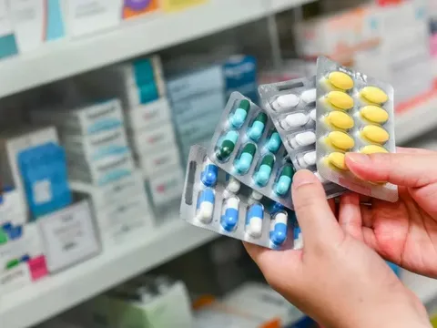 Bộ Y tế gia hạn đăng ký 730 thuốc, công bố 35 thuốc tương đương sinh học