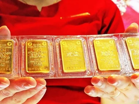 Giá vàng chiều nay (12-9): Vàng nhẫn tăng, vàng miếng neo cao