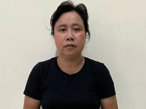 Khởi tố hai đối tượng mua bán chất độc xyanua
