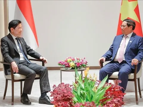Thủ tướng Phạm Minh Chính và Thủ tướng Singapore Lawrence Wong họp thường niên lần đầu tiên