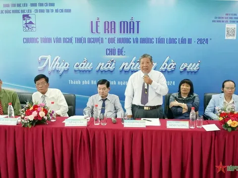 Gây quỹ thiện nguyện qua chương trình văn nghệ “Quê hương và những tấm lòng”
