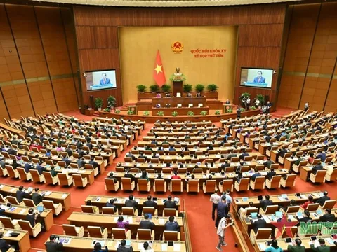 Quốc hội bắt đầu họp riêng, tiến hành xem xét công tác nhân sự