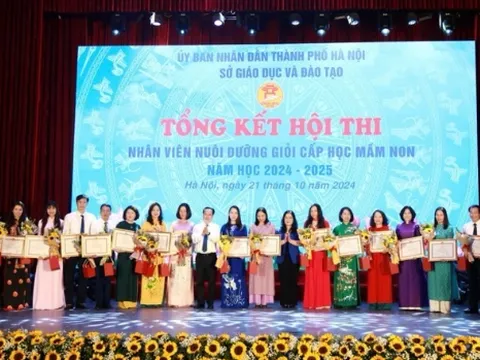 Hà Nội khen thưởng 140 nhân viên nuôi dưỡng giỏi cấp học mầm non