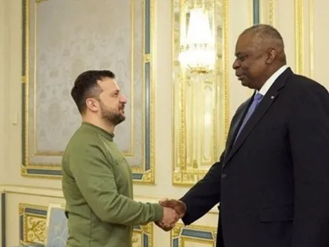Mỹ công bố khoản viện trợ vũ khí mới trị giá 400 triệu USD cho Ukraine