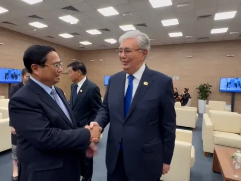 Thủ tướng Chính phủ Phạm Minh Chính gặp ngắn 3 nhà lãnh đạo Kazakhstan, Turkmenistan và Ethiopia