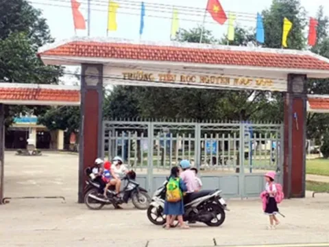 Quảng Nam: 15 học sinh ở nhập viện nghi do ngộ độc sau khi ăn sữa chua