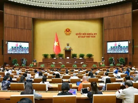 Hôm nay, Quốc hội thảo luận về việc sửa đổi, bổ sung Luật Sĩ quan QĐND Việt Nam
