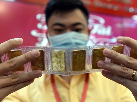 Giá vàng hôm nay (31-10): Tiếp tục tăng