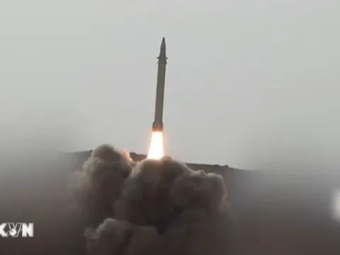 Houthi tuyên bố tiếp tục phong tỏa tàu thuyền có liên kết với Israel