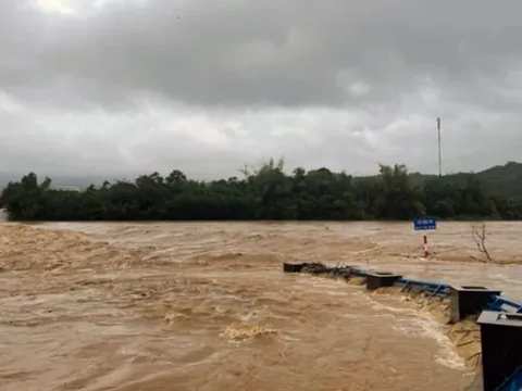 Cảnh báo lũ trên các sông từ Hà Tĩnh đến Quảng Ngãi