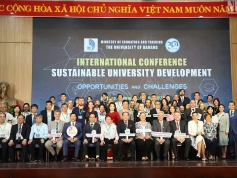 Hơn 200 đại biểu trong nước và quốc tế tham dự hội thảo “Phát triển đại học bền vững: Cơ hội và thách thức”