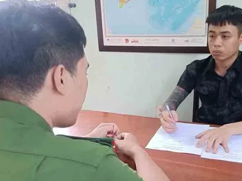 Tạm giữ hình sự đối tượng sử dụng súng tự chế gây thương tích người khác