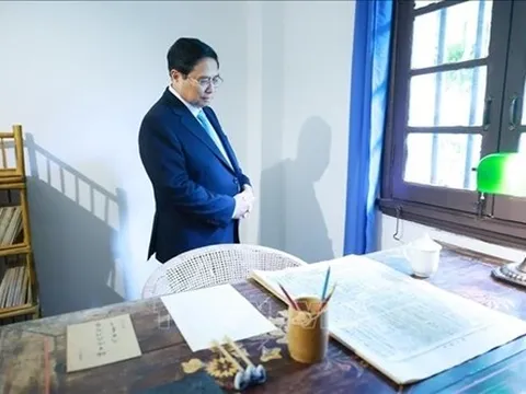 Thủ tướng Phạm Minh Chính thăm nơi Bác Hồ từng hoạt động cách mạng tại Trùng Khánh, Trung Quốc