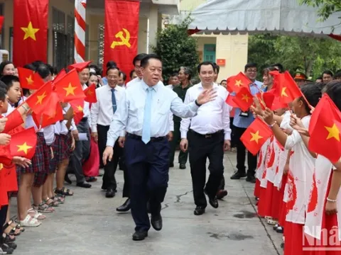 Đồng chí Nguyễn Trọng Nghĩa dự Ngày hội Đại đoàn kết toàn dân tộc tại Đồng Nai